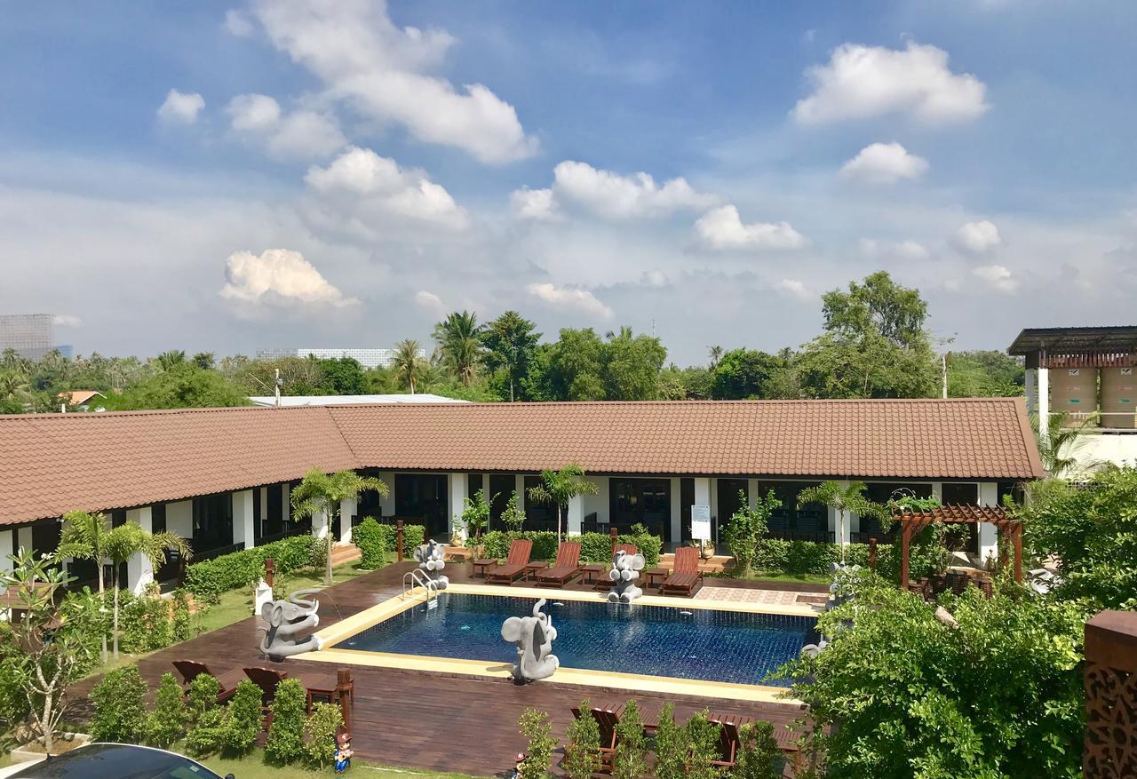 Oyo 837 Baan Kiang Nam Resort Bang Lamung Eksteriør billede