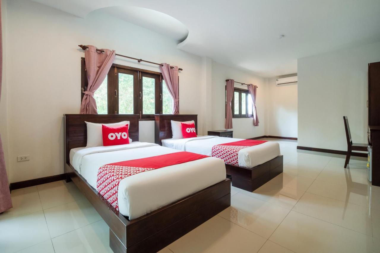 Oyo 837 Baan Kiang Nam Resort Bang Lamung Eksteriør billede