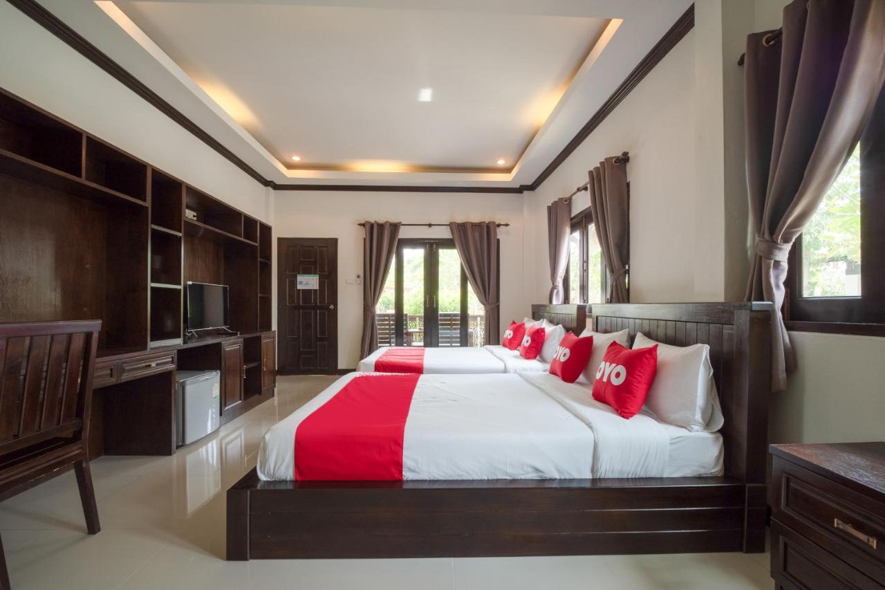 Oyo 837 Baan Kiang Nam Resort Bang Lamung Eksteriør billede