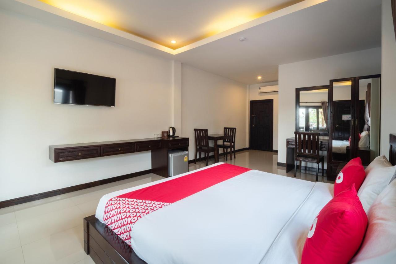 Oyo 837 Baan Kiang Nam Resort Bang Lamung Eksteriør billede