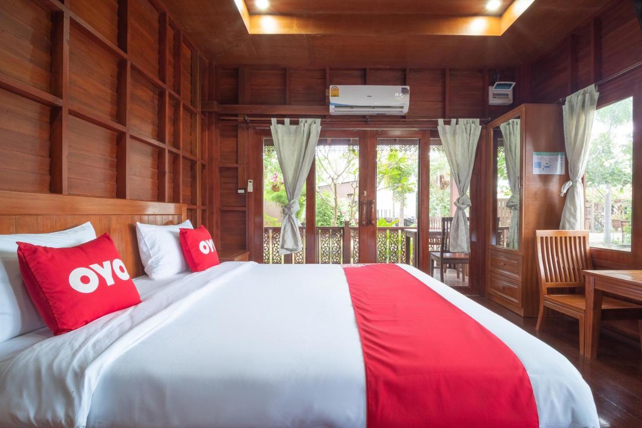 Oyo 837 Baan Kiang Nam Resort Bang Lamung Eksteriør billede