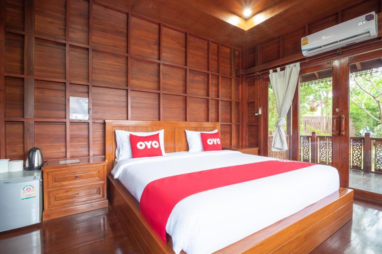 Oyo 837 Baan Kiang Nam Resort Bang Lamung Eksteriør billede