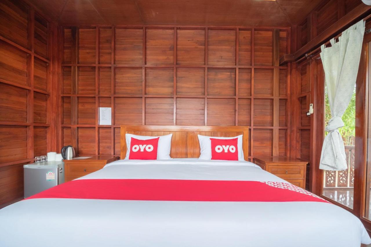 Oyo 837 Baan Kiang Nam Resort Bang Lamung Eksteriør billede