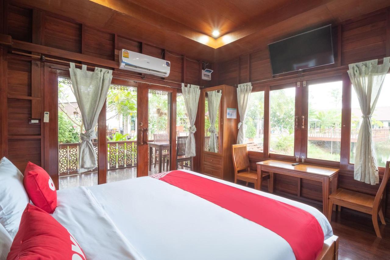 Oyo 837 Baan Kiang Nam Resort Bang Lamung Eksteriør billede